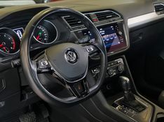 Volkswagen TIGUAN 1.4 250 TSI TOTAL FLEX ALLSPACE TIPTRONIC 2018/2018 CARRO DEZ NOVO HAMBURGO / Carros no Vale