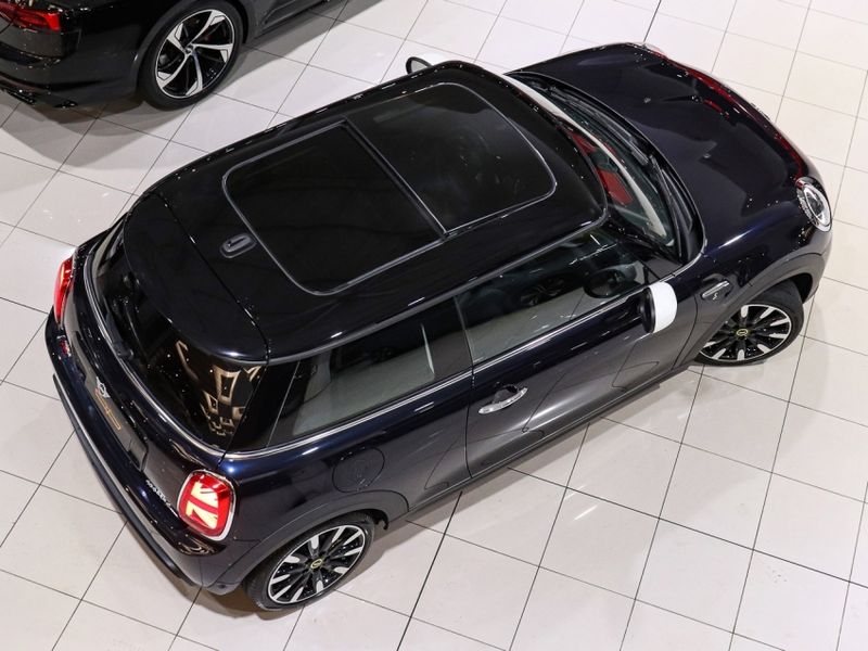 Mini COOPER SE EXCLUSIVE 2P ELÉTRICO 2021/2022 VIA BELLA VEÍCULOS ESPECIAIS CAXIAS DO SUL / Carros no Vale