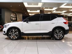 Volvo XC40 2.0 T5 GASOLINA R-DESIGN AWD GEARTRONIC 2018/2019 VIA BELLA VEÍCULOS ESPECIAIS CAXIAS DO SUL / Carros no Vale