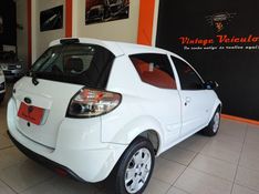 Ford KA 1.0 MPI 8V FLEX 2P MANUAL 2013/2013 VINTAGE VEÍCULOS CAXIAS DO SUL / Carros no Vale