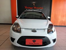 Ford KA 1.0 MPI 8V FLEX 2P MANUAL 2013/2013 VINTAGE VEÍCULOS CAXIAS DO SUL / Carros no Vale