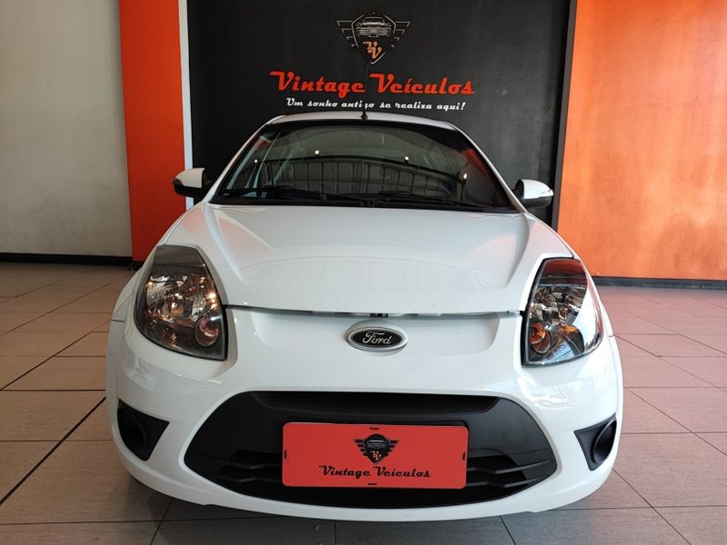 Ford KA 1.0 MPI 8V FLEX 2P MANUAL 2013/2013 VINTAGE VEÍCULOS CAXIAS DO SUL / Carros no Vale