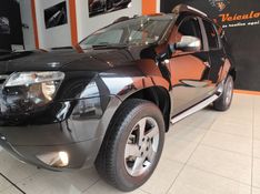 Renault DUSTER 1.6 DYNAMIQUE 4X2 16V FLEX 4P MANUAL 2013/2014 VINTAGE VEÍCULOS CAXIAS DO SUL / Carros no Vale