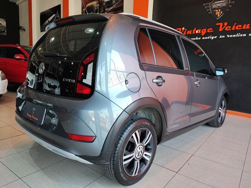 Volkswagen UP 1.0 170 TSI TOTAL FLEX XTREME 4P MANUAL 2019/2020 VINTAGE VEÍCULOS CAXIAS DO SUL / Carros no Vale