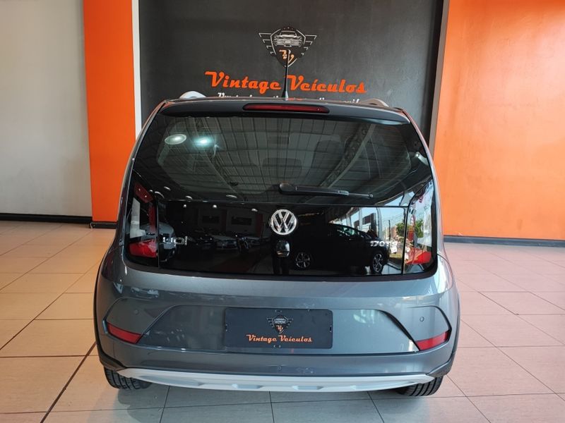 Volkswagen UP 1.0 170 TSI TOTAL FLEX XTREME 4P MANUAL 2019/2020 VINTAGE VEÍCULOS CAXIAS DO SUL / Carros no Vale