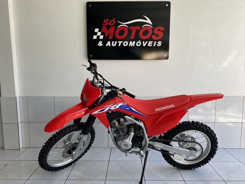 Honda Motos CRF 250F / 2024 SÓ MOTOS E AUTOMÓVEIS SANTA CRUZ DO SUL / Carros no Vale