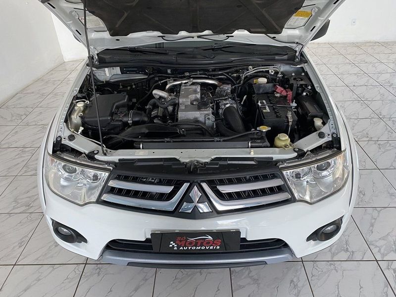 Mitsubishi PAJERO 3.2 TURBO INTERCOOLER 4×4 2016 SÓ MOTOS E AUTOMÓVEIS SANTA CRUZ DO SUL / Carros no Vale