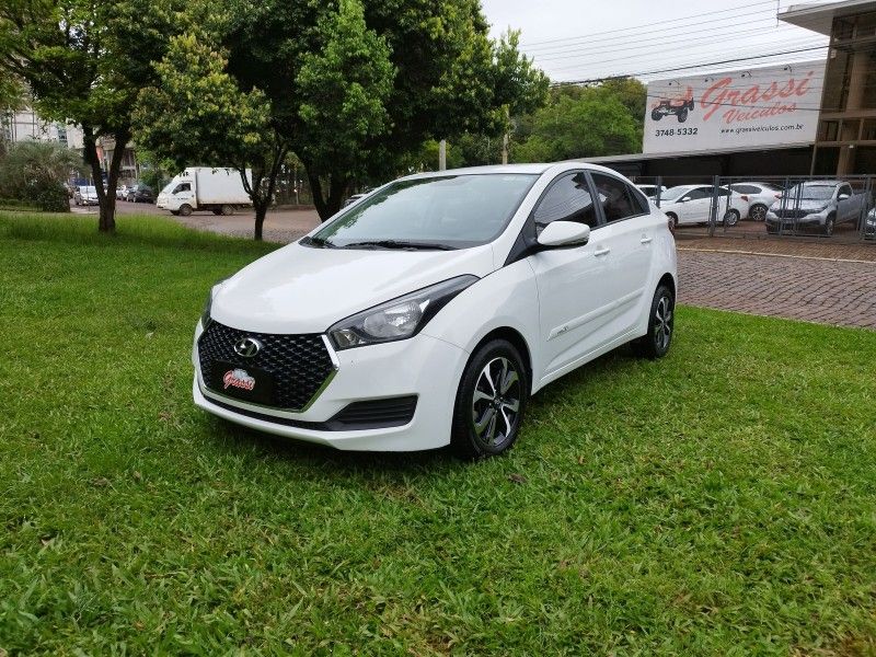 Hyundai HB20S COMFORT PLUS 1.6 2019 GRASSI VEÍCULOS LAJEADO / Carros no Vale