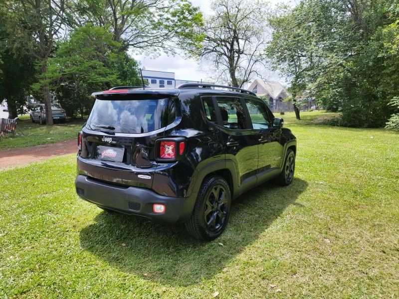 Jeep RENEGADE LONGITUDE 1.8 2018 GRASSI VEÍCULOS LAJEADO / Carros no Vale