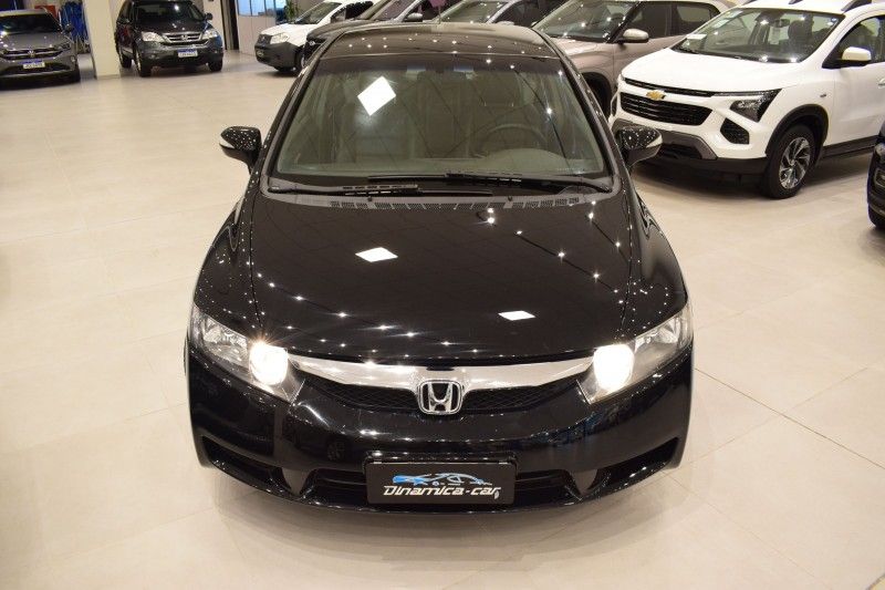 Honda CIVIC SEDAN LXL 2011 DINAMICA-CAR VENÂNCIO AIRES / Carros no Vale