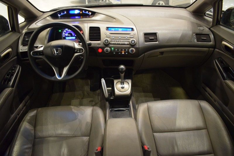 Honda CIVIC SEDAN LXL 2011 DINAMICA-CAR VENÂNCIO AIRES / Carros no Vale