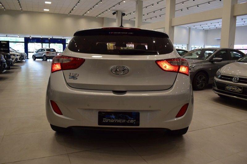 Hyundai I30 1.8 2014 DINAMICA-CAR VENÂNCIO AIRES / Carros no Vale