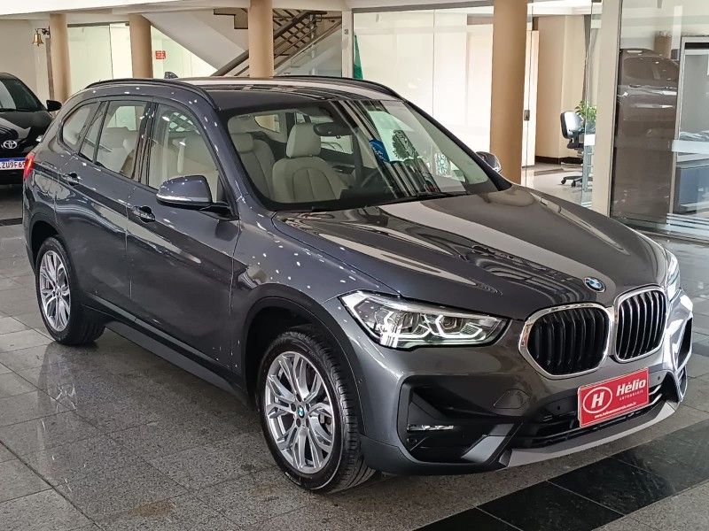 BMW X1 S DRIVE 20i 2.0 2021 HÉLIO AUTOMÓVEIS LAJEADO / Carros no Vale