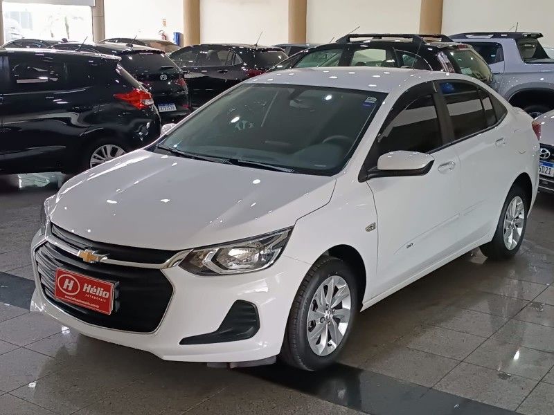 Chevrolet ONIX SEDAN PLUS LT 1.0 2023 HÉLIO AUTOMÓVEIS LAJEADO / Carros no Vale