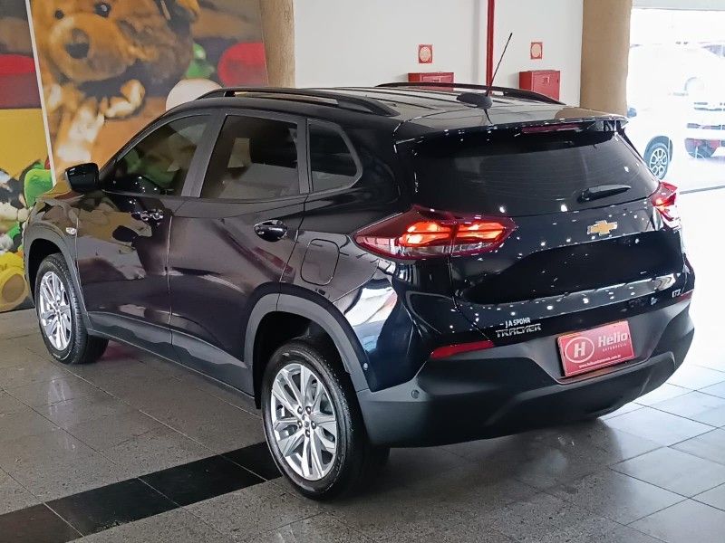 Chevrolet TRACKER LTZ 1.0 TURBO 2024 HÉLIO AUTOMÓVEIS LAJEADO / Carros no Vale