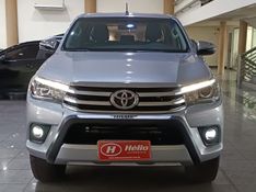 Toyota HILUX CAB.DUPLA SRX 2.8 2018 HÉLIO AUTOMÓVEIS LAJEADO / Carros no Vale