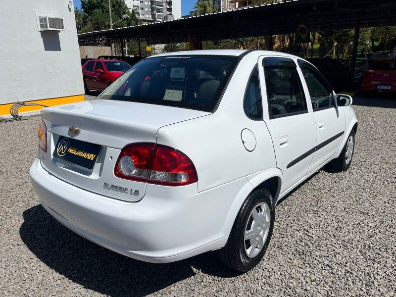 Chevrolet CLASSIC LS 1.0 VHC 2016 NEUMANN VEÍCULOS ARROIO DO MEIO / Carros no Vale