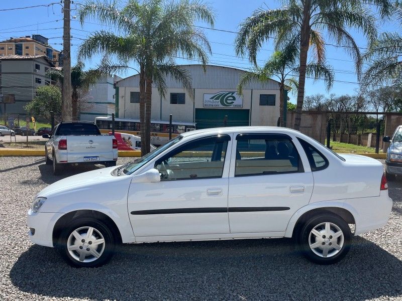 Chevrolet CLASSIC LS 1.0 VHC 2016 NEUMANN VEÍCULOS ARROIO DO MEIO / Carros no Vale