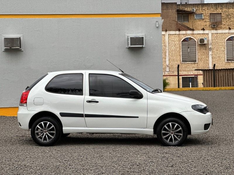 Fiat PALIO CELEBRATION 1.0 8V 2008 NEUMANN VEÍCULOS ARROIO DO MEIO / Carros no Vale