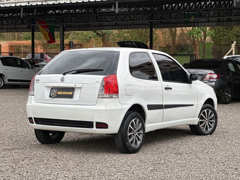 Fiat PALIO CELEBRATION 1.0 8V 2008 NEUMANN VEÍCULOS ARROIO DO MEIO / Carros no Vale