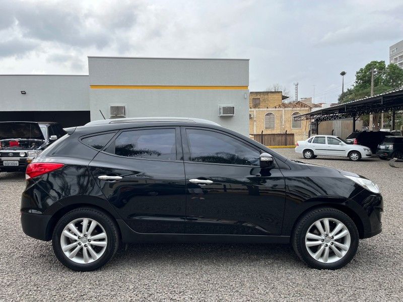 Hyundai IX35 2.0 2012 NEUMANN VEÍCULOS ARROIO DO MEIO / Carros no Vale