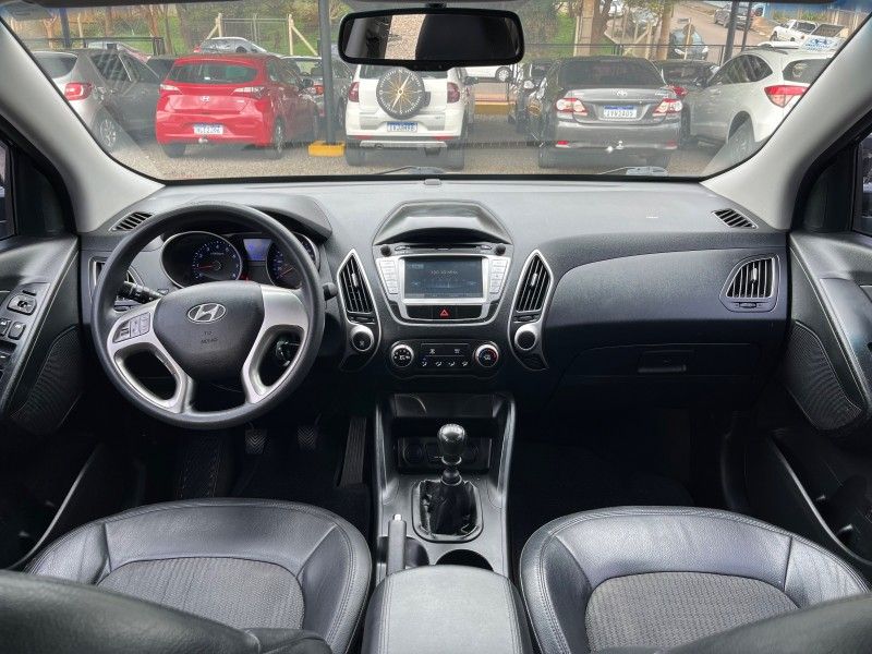 Hyundai IX35 2.0 2012 NEUMANN VEÍCULOS ARROIO DO MEIO / Carros no Vale