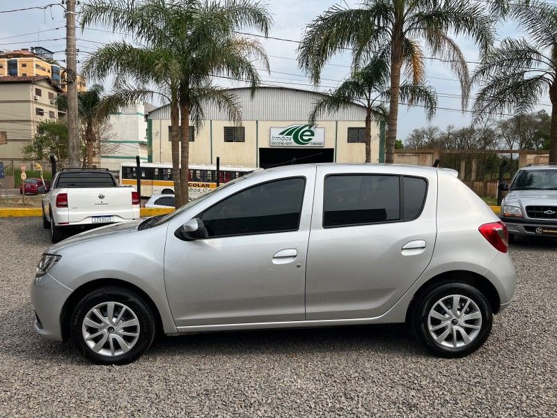 Renault SANDERO EXPRESSION 1.0 2019 NEUMANN VEÍCULOS ARROIO DO MEIO / Carros no Vale