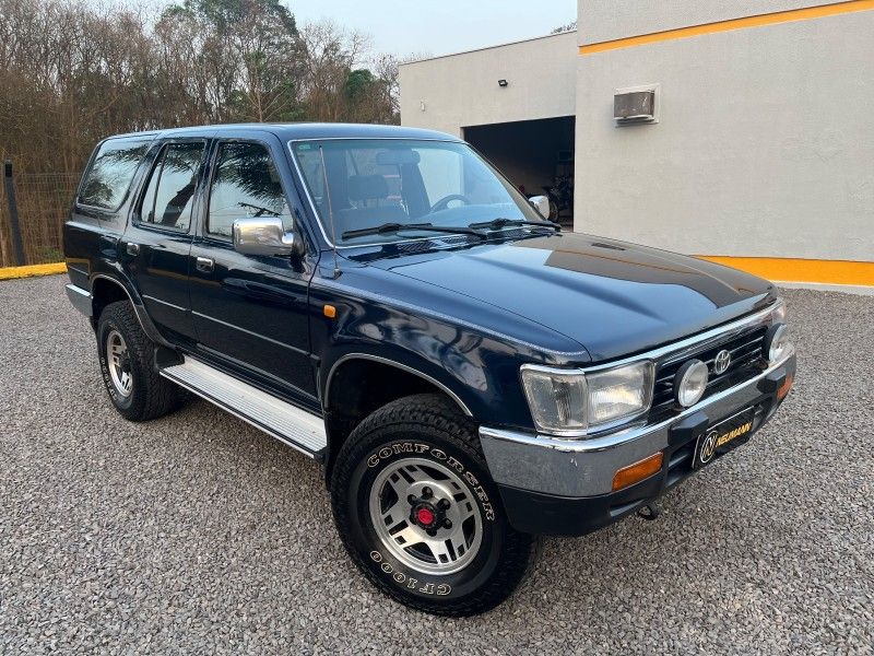 Toyota HILUX SW4 2.8 1995 NEUMANN VEÍCULOS ARROIO DO MEIO / Carros no Vale