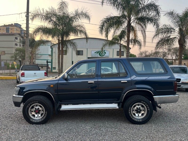 Toyota HILUX SW4 2.8 1995 NEUMANN VEÍCULOS ARROIO DO MEIO / Carros no Vale