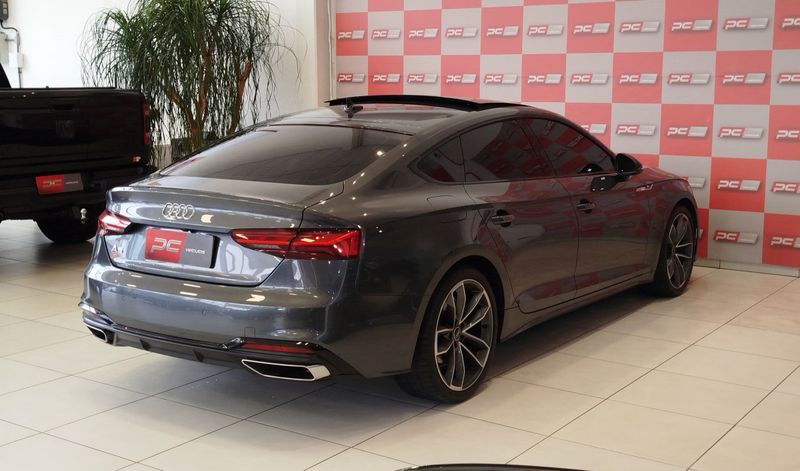 Audi A5 Sportback S-Line 2.0 TFSI S-tronic 2021/2022 PC VEÍCULOS SANTA CRUZ DO SUL / Carros no Vale