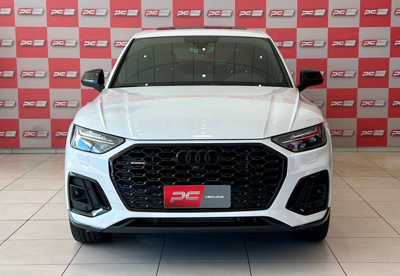 Audi Q5 SB P Black 2.0 TFSIe S.Tr Qt (Hib.) 2022/2023 PC VEÍCULOS SANTA CRUZ DO SUL / Carros no Vale