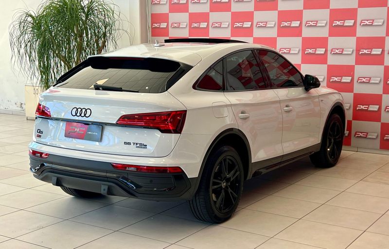 Audi Q5 SB P Black 2.0 TFSIe S.Tr Qt (Hib.) 2022/2023 PC VEÍCULOS SANTA CRUZ DO SUL / Carros no Vale