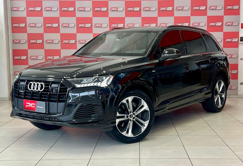 Audi Q7 Perf Black 3.0 TFSI Quat.Tip.(Híb.) 2022/2023 PC VEÍCULOS SANTA CRUZ DO SUL / Carros no Vale