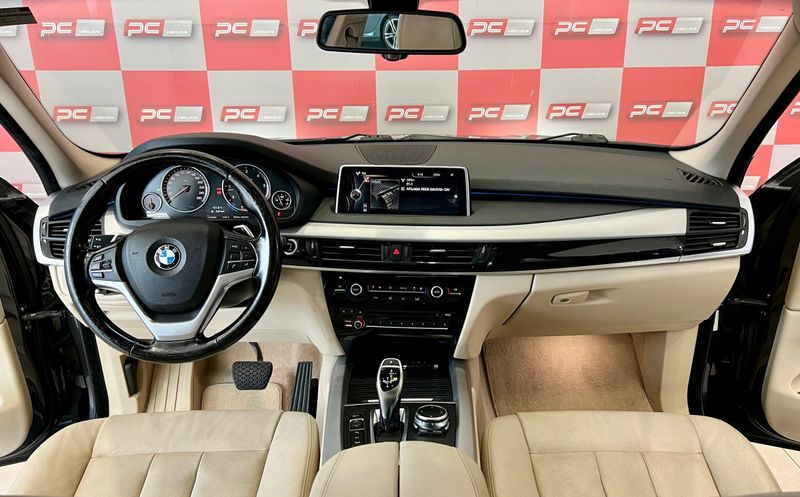 BMW X5 XDRIVE 30d 3.0 2015/2015 PC VEÍCULOS SANTA CRUZ DO SUL / Carros no Vale