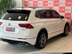 VOLKSWAGEN TIGUAN Allspac R-Line 350 TSI 2.0 4×4 2019/2019 PC VEÍCULOS SANTA CRUZ DO SUL / Carros no Vale