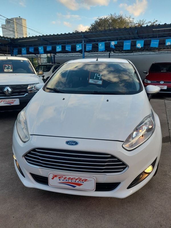 Ford FIESTA SE 1.6 2014 FERREIRA VEÍCULOS VENÂNCIO AIRES / Carros no Vale