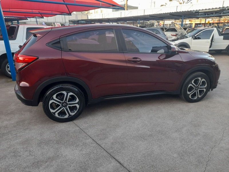 Honda HR-V LX 1.8 2016 FERREIRA VEÍCULOS VENÂNCIO AIRES / Carros no Vale