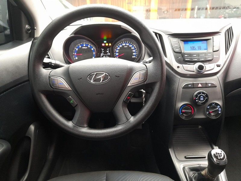 HYUNDAI HB20 COMFORT 1.6 /2014 FERREIRA VEÍCULOS VENÂNCIO AIRES / Carros no Vale