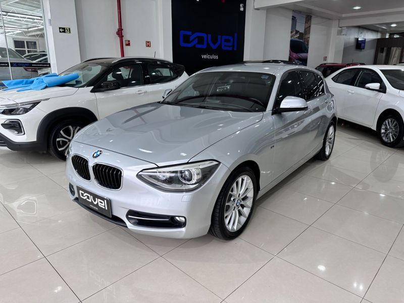 Bmw 120i Active 2015/2015 COVEL VEICULOS ENCANTADO / Carros no Vale