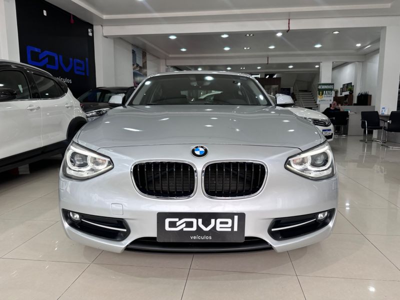 Bmw 120i Active 2015/2015 COVEL VEICULOS ENCANTADO / Carros no Vale