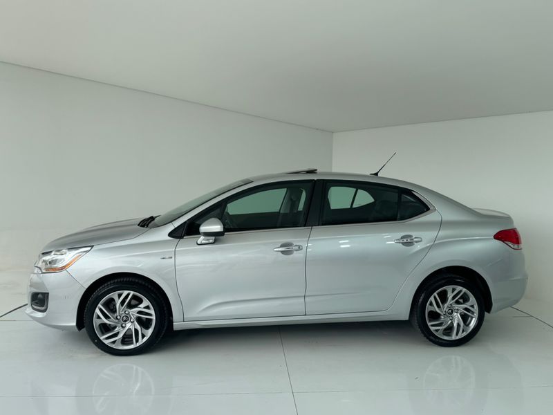 Citroen C4 Lounge 1.6 Exclusive 16v Turbo 2015/2015 COVEL VEICULOS ENCANTADO / Carros no Vale