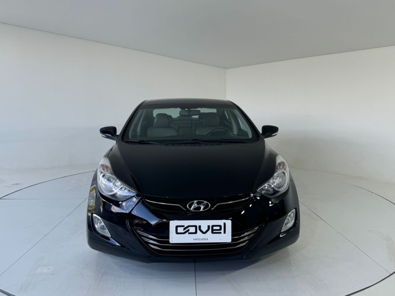 Hyundai Elantra Gls 2011/2012 COVEL VEICULOS ENCANTADO / Carros no Vale