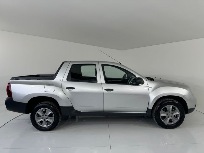 Renault Duster Oroch Dyna 1.6 Hi 16v Mec 2021/2022 COVEL VEICULOS ENCANTADO / Carros no Vale