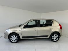 Renault Sandero Privilege Hi 1.6 16v 2013/2013 COVEL VEICULOS ENCANTADO / Carros no Vale