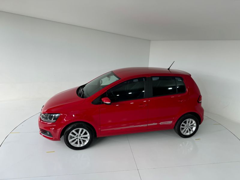 Volkswagen Fox Connect Mb 2018/2019 COVEL VEICULOS ENCANTADO / Carros no Vale