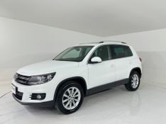 Volkswagen Tiguan 2.0 Tsi 2014/2014 COVEL VEICULOS ENCANTADO / Carros no Vale