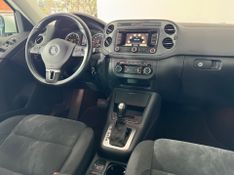 Volkswagen Tiguan 2.0 Tsi 2014/2014 COVEL VEICULOS ENCANTADO / Carros no Vale