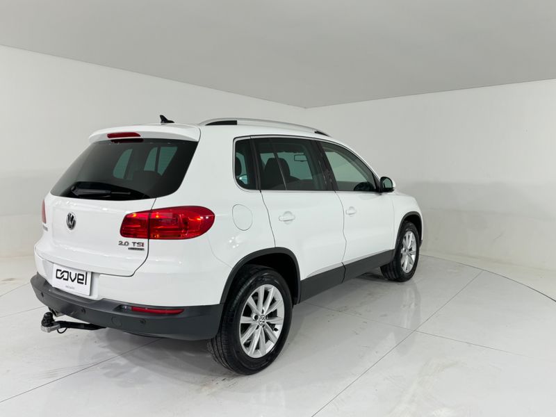 Volkswagen Tiguan 2.0 Tsi 2014/2014 COVEL VEICULOS ENCANTADO / Carros no Vale