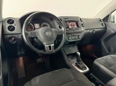 Volkswagen Tiguan 2.0 Tsi 2014/2014 COVEL VEICULOS ENCANTADO / Carros no Vale