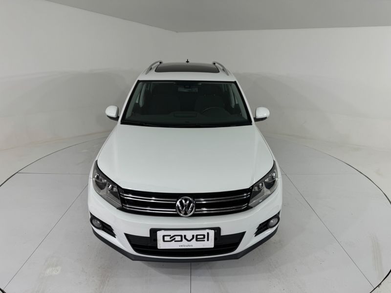 Volkswagen Tiguan 2.0 Tsi 2014/2014 COVEL VEICULOS ENCANTADO / Carros no Vale